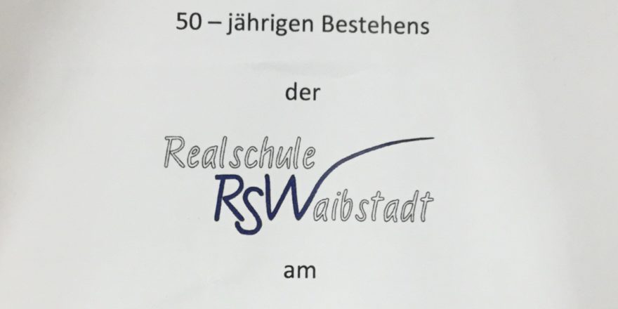 Vorderseite des Flyers zum Festakt 50 Jahre Realschule Waibstadt mit den KerndatenJahre